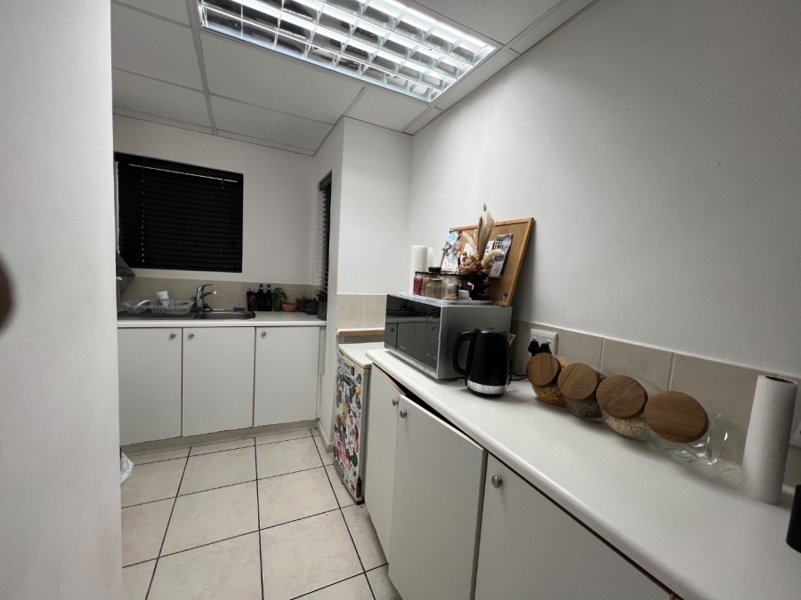 To Let Commercial Property for Rent in Table View Western Cape